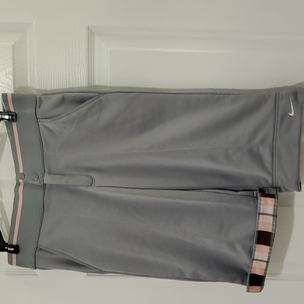 NIKE WOMENS STRETCH DRI FIT SMALL SHORTS GRAY/PINK